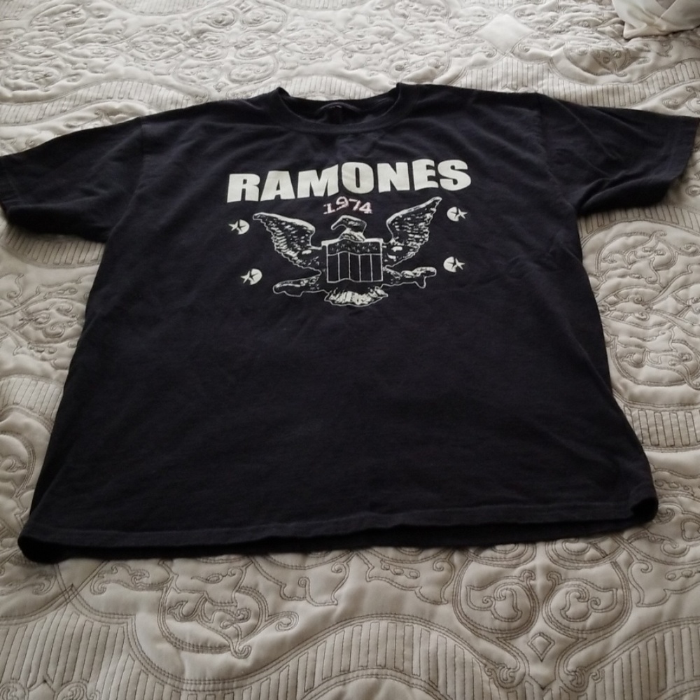 Shirt - Picture 2 of 2